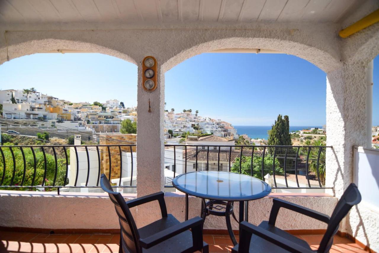 Casa Christina- Burriana Beach Villa Nerja Buitenkant foto