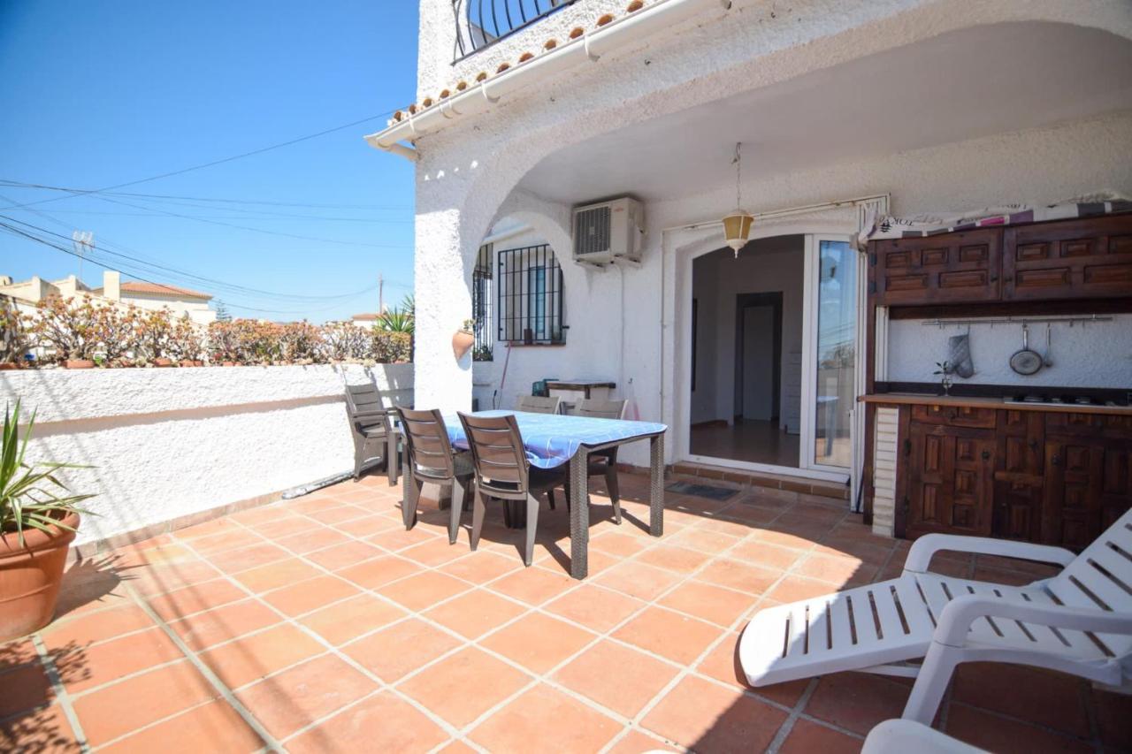 Casa Christina- Burriana Beach Villa Nerja Buitenkant foto